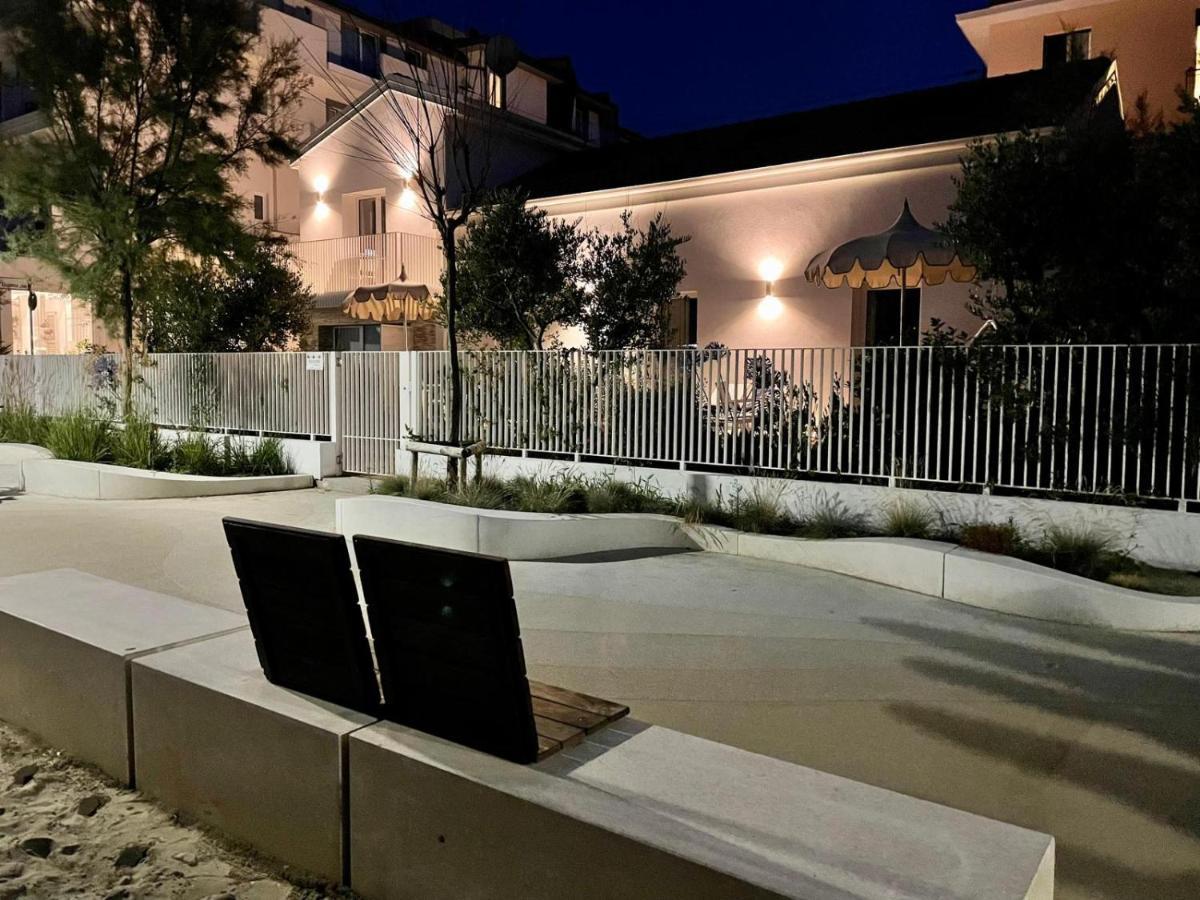 Villa Le Agavi Luxory Beach Surfhouse Белариа-Игеа Марина Екстериор снимка