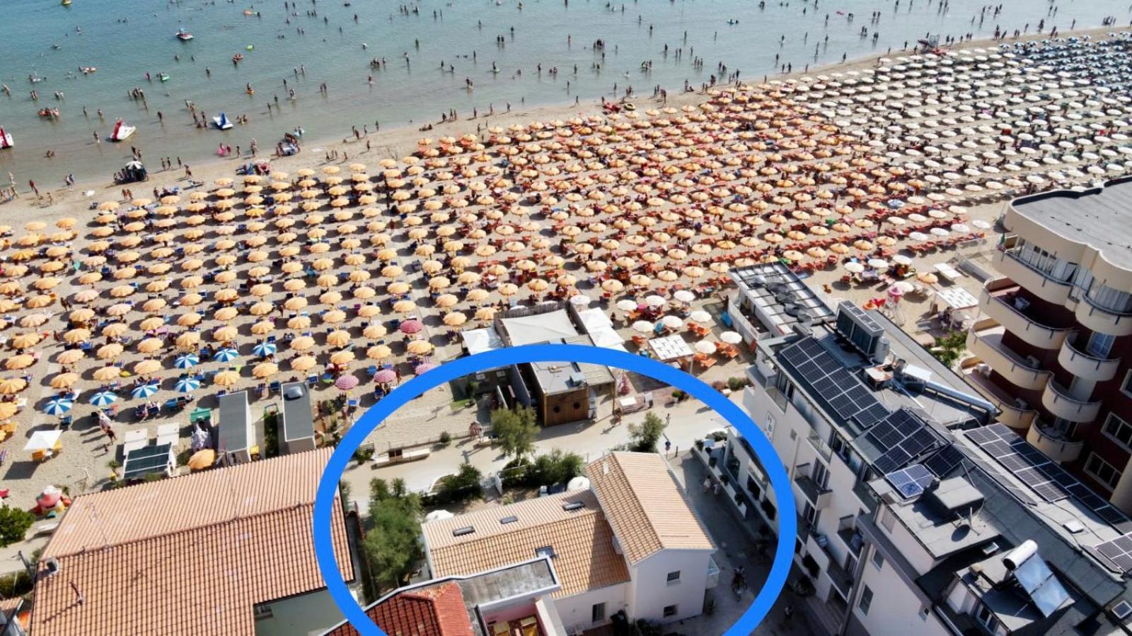 Villa Le Agavi Luxory Beach Surfhouse Белариа-Игеа Марина Екстериор снимка