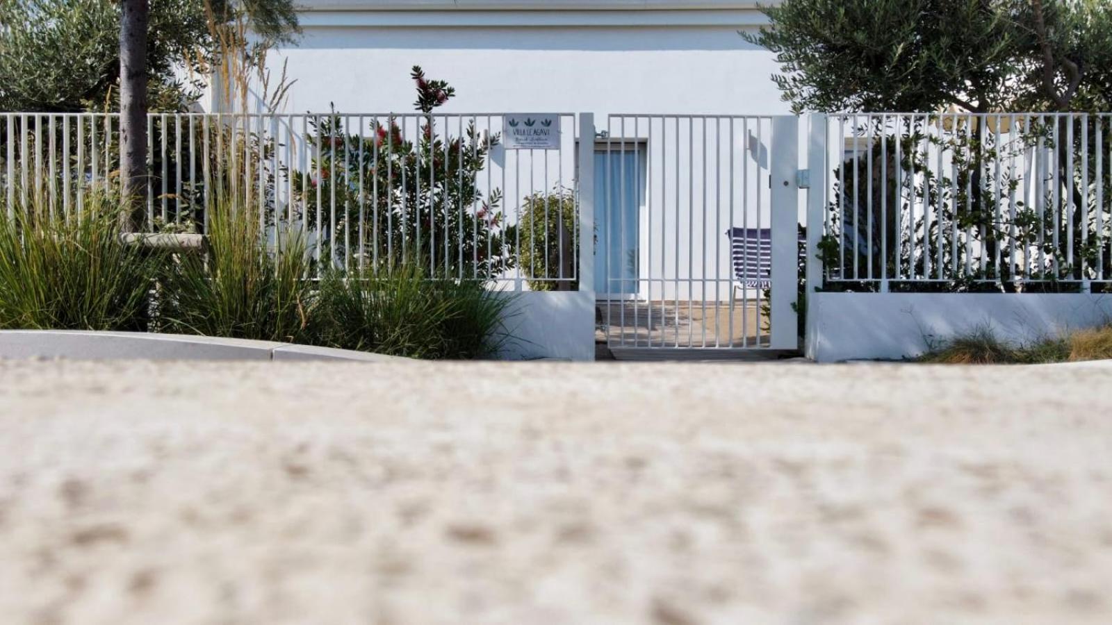 Villa Le Agavi Luxory Beach Surfhouse Белариа-Игеа Марина Екстериор снимка